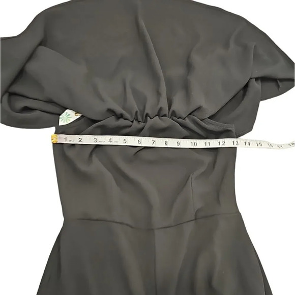 Show Me Your MuMu Off Shoulder Jumpsuit Sz S - Picture 10 of 10